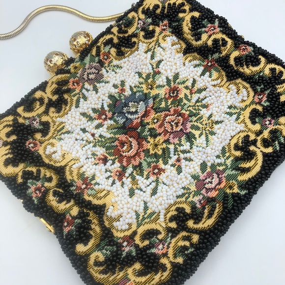 Vintage Handbags - Vintage Beaded Handbag Clutch Small Gold Hardware